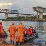 Chega a oito o número de mortes confirmadas após queda de ponte