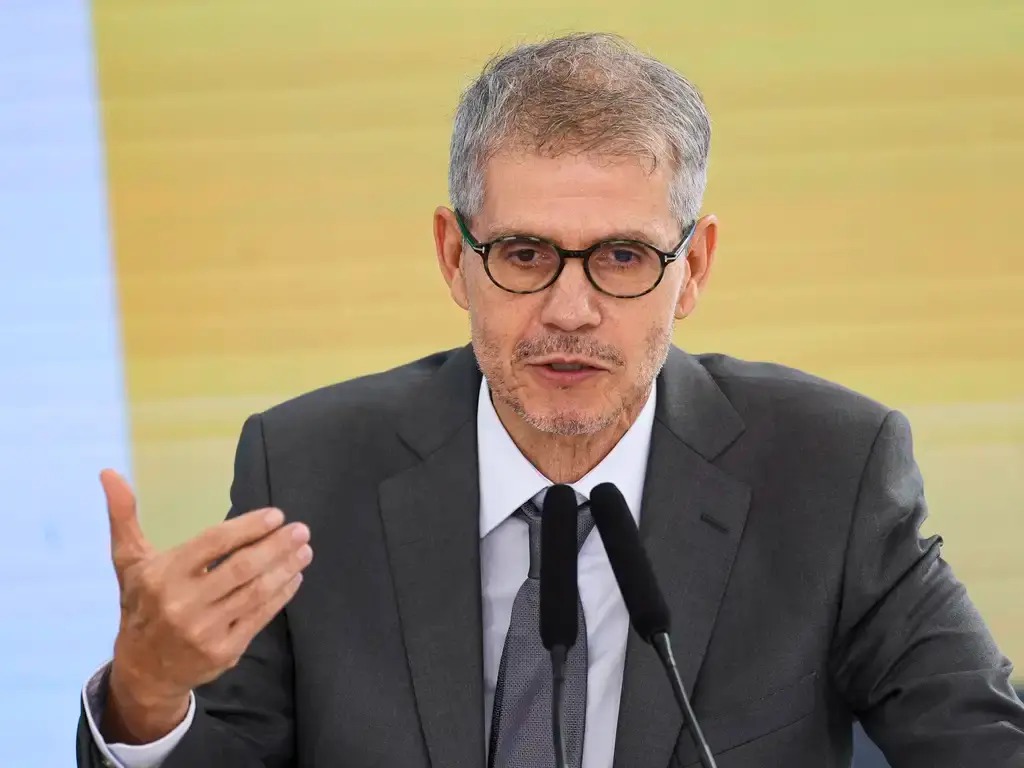 Após crise no pix, ministro de Lula apresenta plano de comunicação de 90 dias