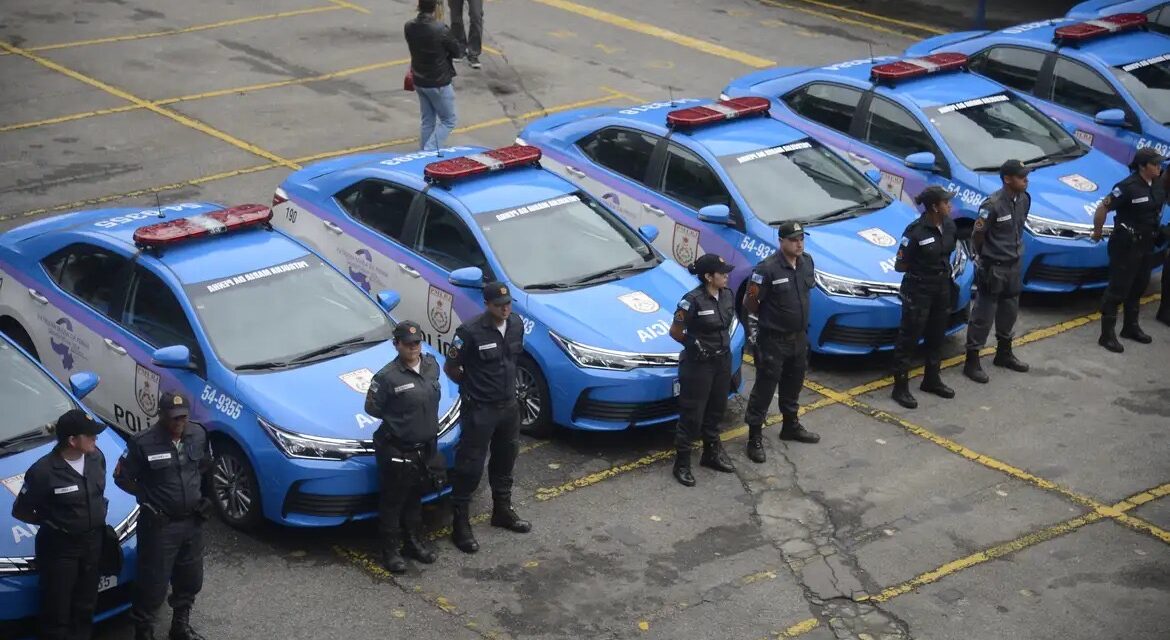 Polícia Militar prende mais de 400 pessoas durante carnaval no Rio