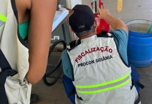 Procon Goiânia reforça fiscalização e ações educativas na Semana do Consumidor