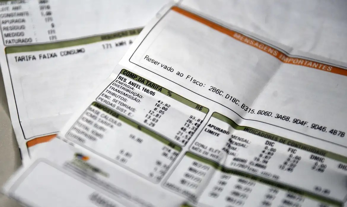 Conta de energia elétrica permanecerá sem cobrança extra em março Conta de energia elétrica permanecerá sem cobrança extra em março