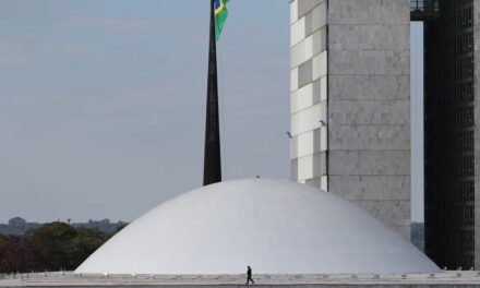 Senado cria grupo para discutir mineração em terras indígenas