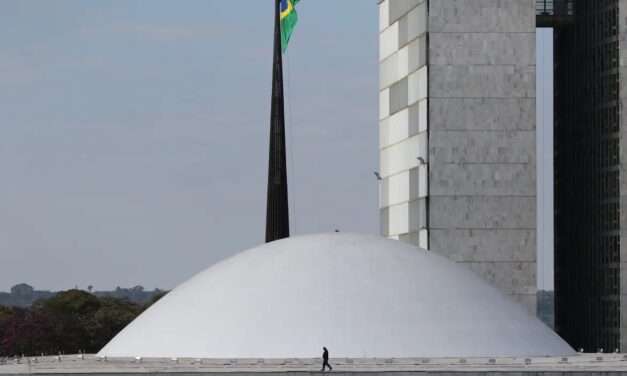 Senado cria grupo para discutir mineração em terras indígenas