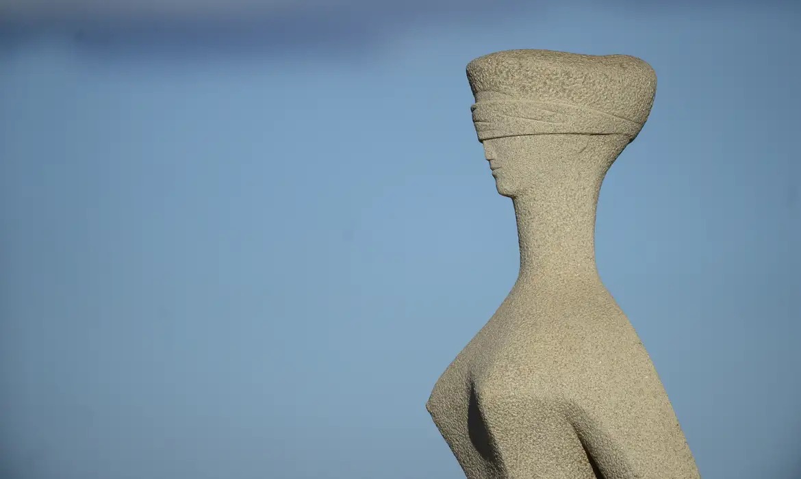 STF nega afastar Moraes, Dino e Zanin do julgamento da trama golpista STF nega afastar Moraes, Dino e Zanin do julgamento da trama golpista