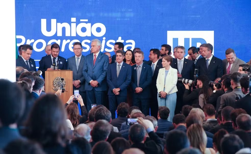 União Brasil e PP lançam ‘superfederação’ com maior bancada na Câmara e quase 1,4 mil prefeitos; veja números