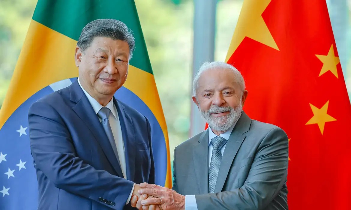Brasil e China devem fechar 16 acordos em nova visita de Lula a Pequim Brasil e China devem fechar 16 acordos em nova visita de Lula a Pequim