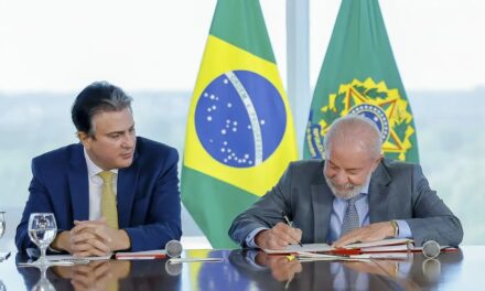 Decreto define medicina, direito e odonto como cursos presenciais