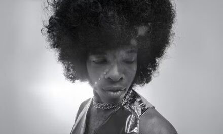 Sly Stone, vocalista pioneiro do funk americano com a Family Stone, morre aos 82 anos