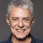 Chico Buarque faz cirurgia para diminuir a pressão intracraniana