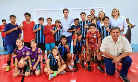 Daniel Vilela entrega reforma do ginásio de esportes de Taquaral