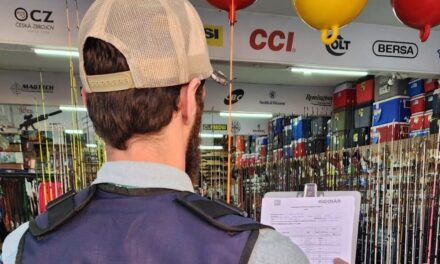 Temporada Araguaia: Procon Goiás encontra variação de quase 245% em preços de produtos de camping e pesca