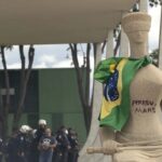 Moraes autoriza assistência religiosa para mulher que pichou estátua