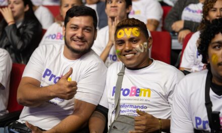 Goiás alcança maior taxa de jovens de baixa renda no ensino superior brasileiro em 2024