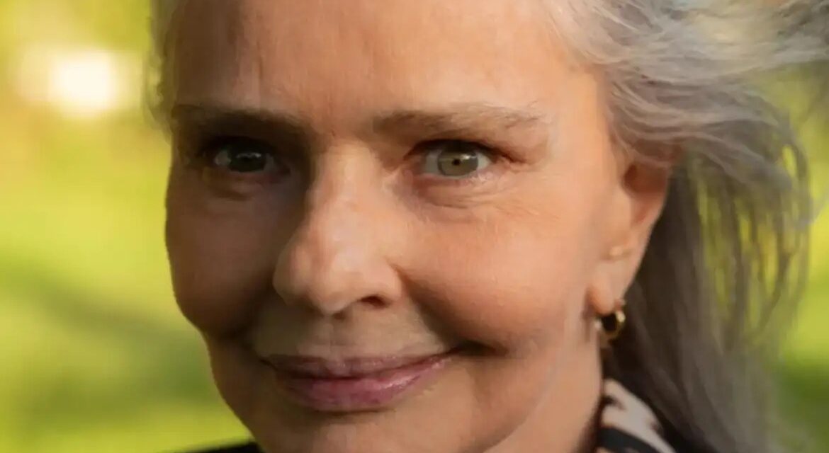 Cantora e compositora Angela Ro Ro morre aos 75 anos no Rio
