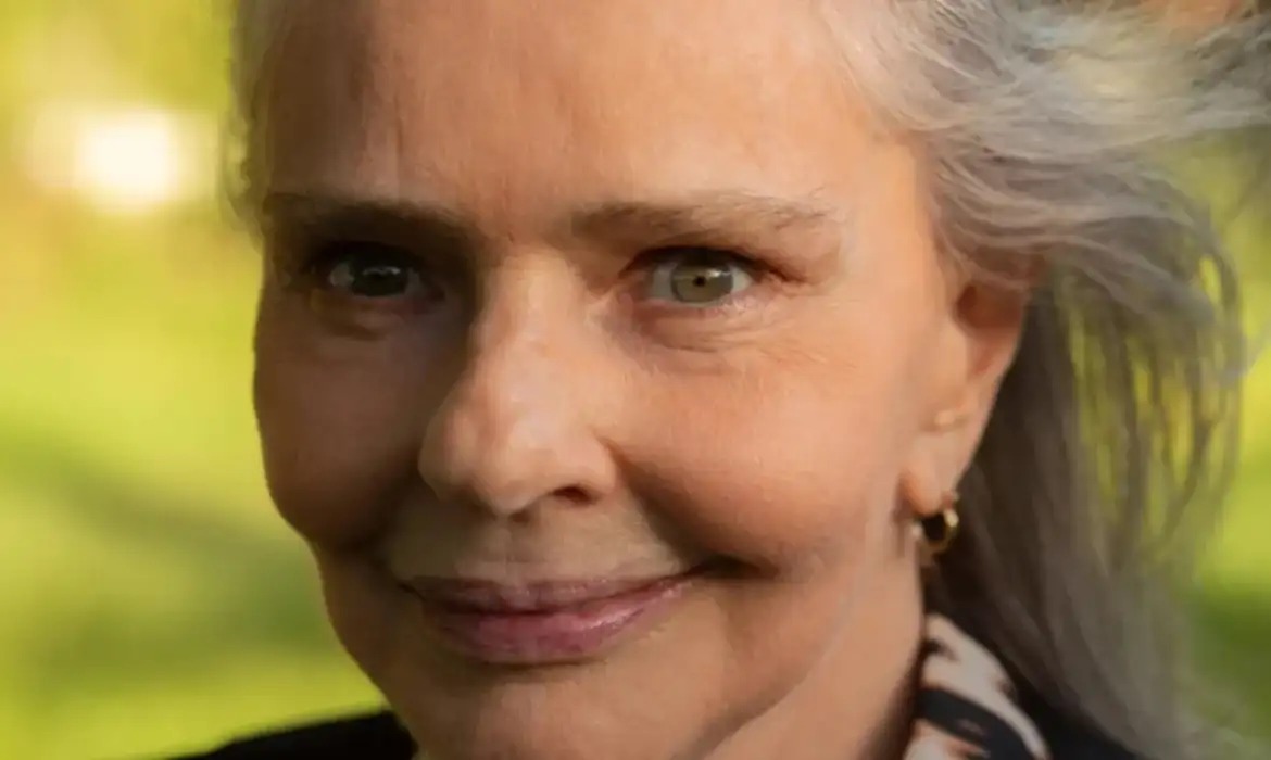 Cantora e compositora Angela Ro Ro morre aos 75 anos no Rio Cantora e compositora Angela Ro Ro morre aos 75 anos no Rio