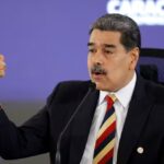 Maduro diz que 8 embarcações militares dos EUA com mísseis ‘apontam’ em direção à Venezuela