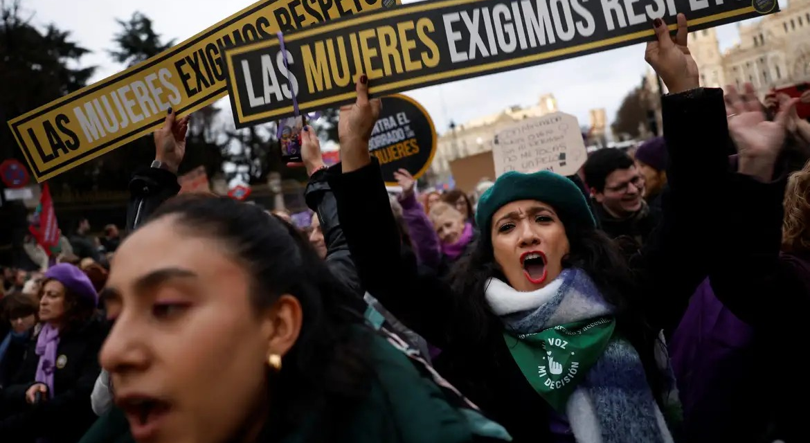 Espanha quer tornar o aborto direito constitucional