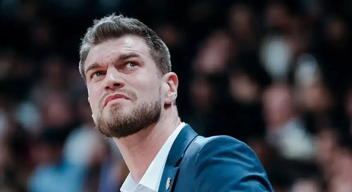 Tiago Splitter é o novo técnico do Portand Trail Blazers, time da NBA