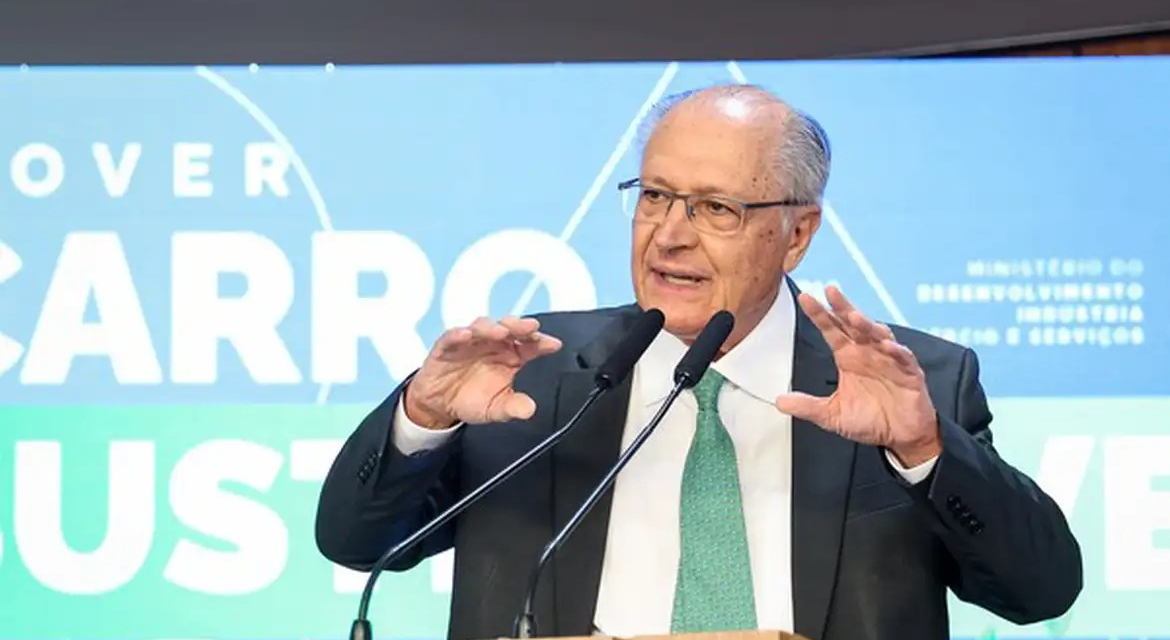 Alckmin diz que há bons motivos para acreditar no diálogo com os EUA
