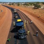 Goinfra inicia capa asfáltica na obra de pavimentação da GO-219