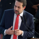 “Cabeça do crime organizado não está no barraco da favela”, diz Boulos