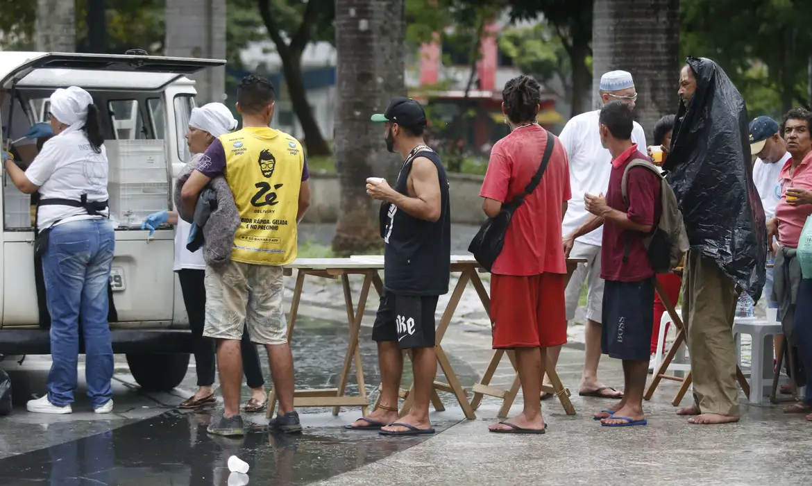 Censo da população em situação de rua será feito em cinco capitais Censo da população em situação de rua será feito em cinco capitais
