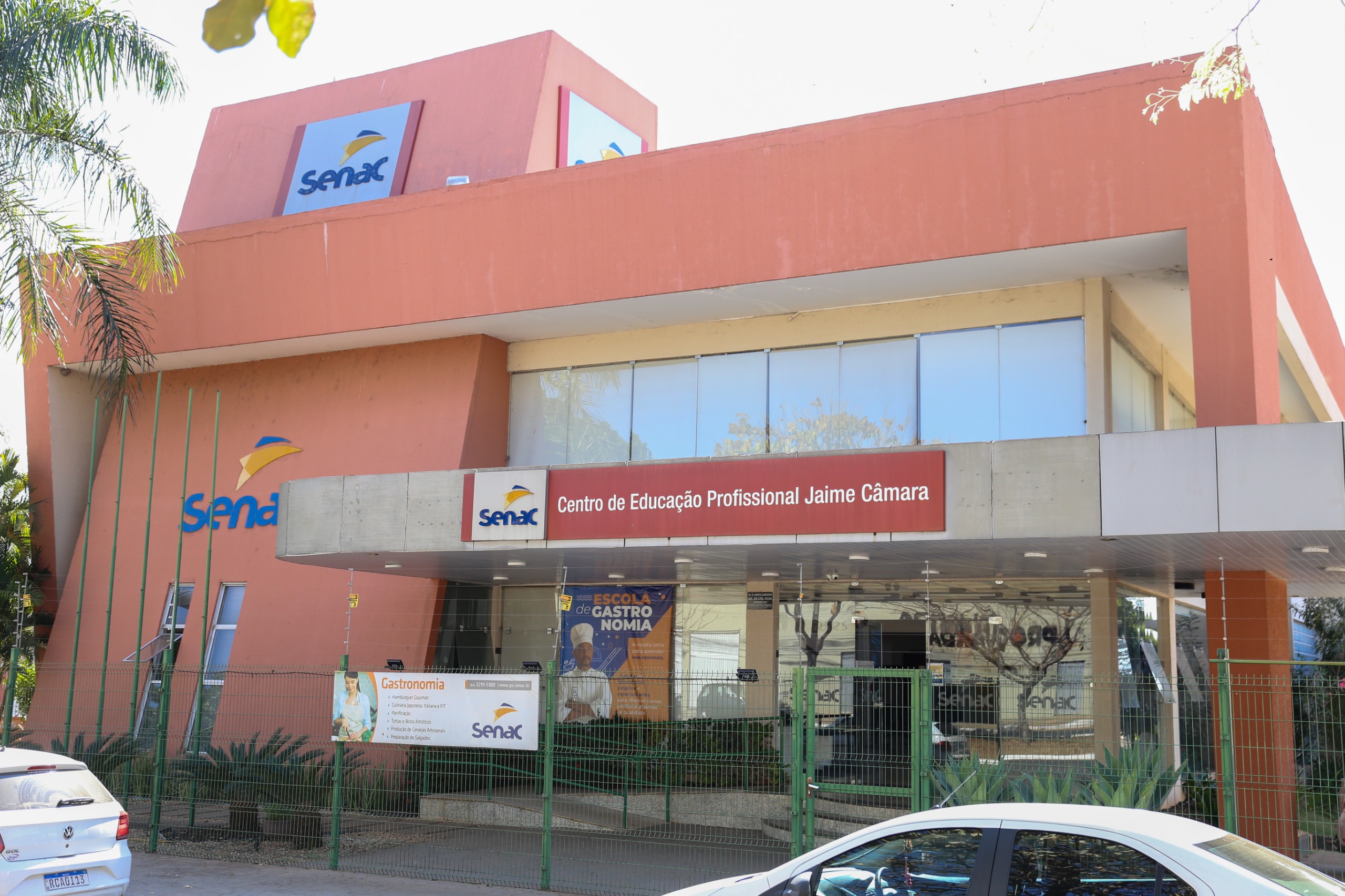 Sesc e Senac Goiás abrem novas vagas de emprego Sesc e Senac Goiás abrem novas vagas de emprego