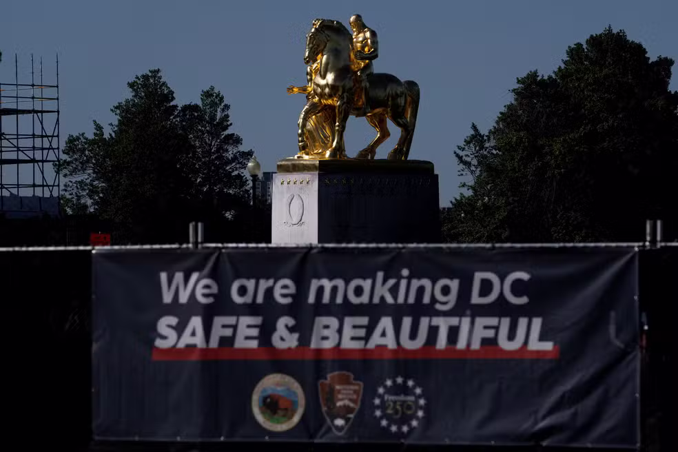 Governo Trump revitaliza estátuas históricas em Washington D.C. em projeto que custou R$ 25 milhões